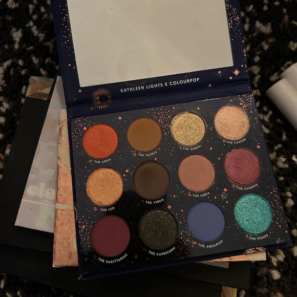 HUGE makeup bundle - Picture 14 of 15